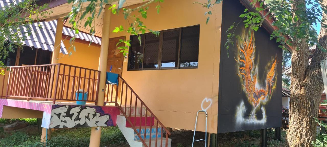 Pai River Jam Hostel & Campground Пай Экстерьер фото